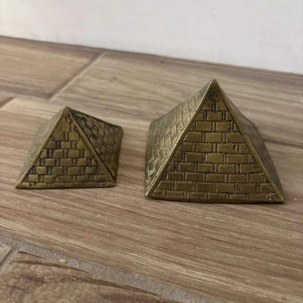Set Of 2 Egyptian Pyramids Small Cast Brass Metal Nesting Paperweights Vintage